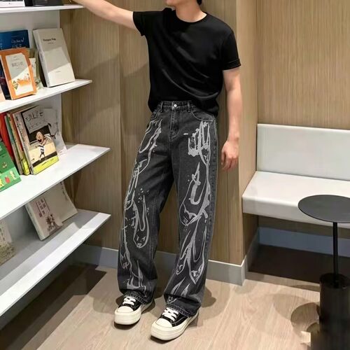 设计款个性涂鸦印花牛仔裤男宽松