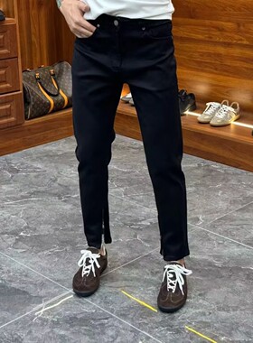 高端简约百搭牛仔裤男修身小直筒2025新款显瘦脚口拉链黑色小脚裤