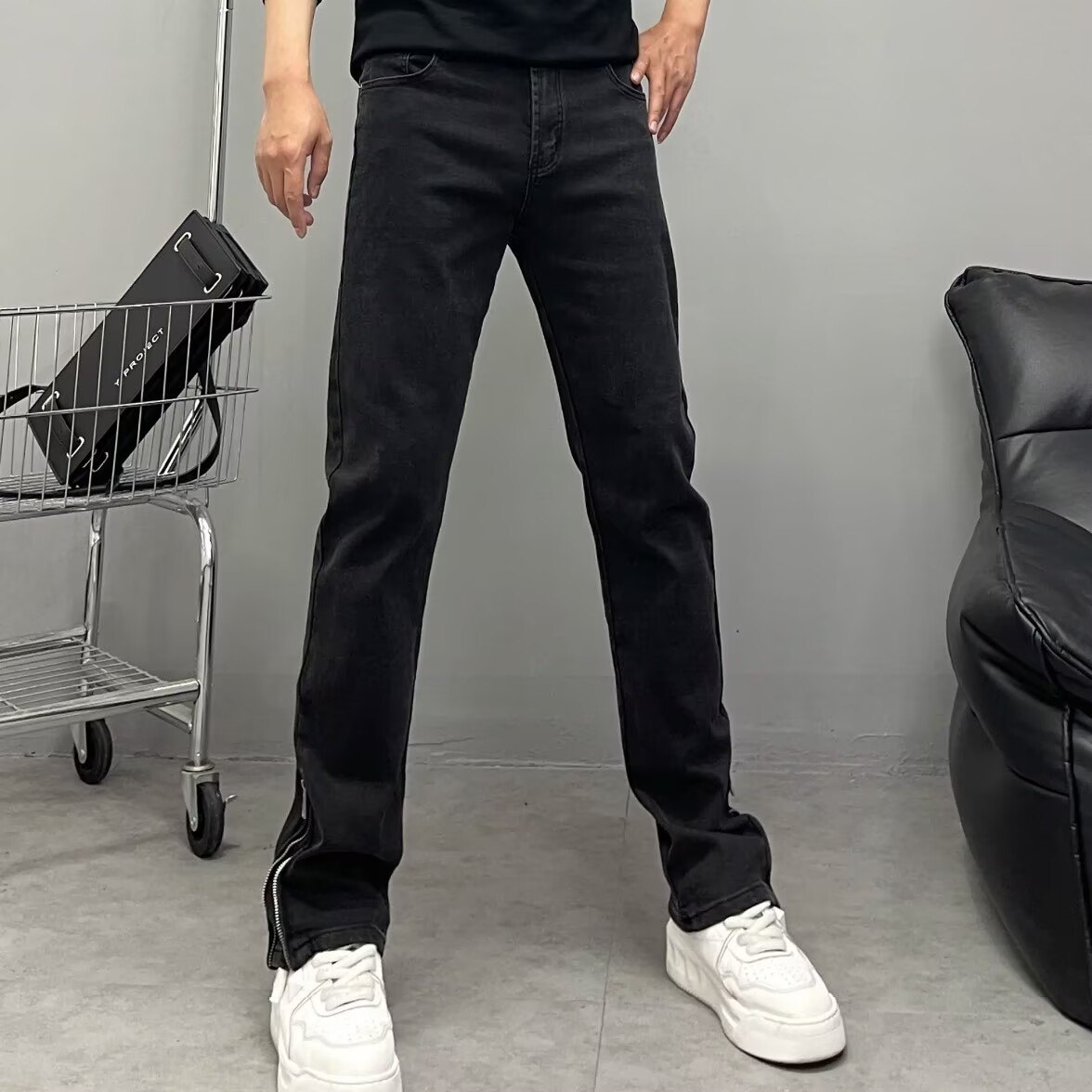 黑灰色牛仔裤男修身小直筒秋冬季新款韩版简约弹力微喇休闲长裤子