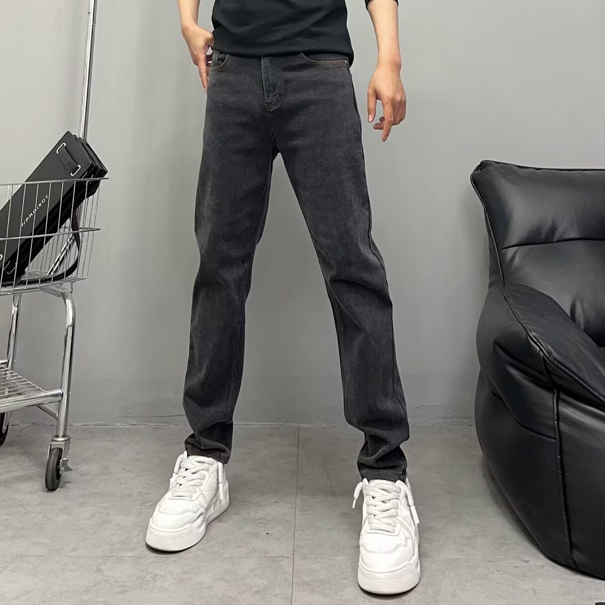 黑灰色牛仔裤男修身小直筒2025秋