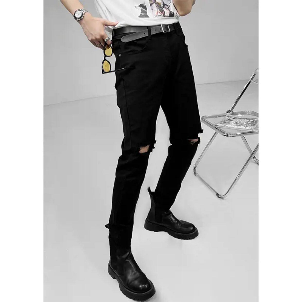 高级感黑色牛仔裤男破洞夏季新款韩版修身小脚裤潮流水洗休闲裤子