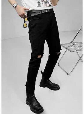 高级感黑色牛仔裤男破洞夏季新款韩版修身小脚裤潮流水洗休闲裤子