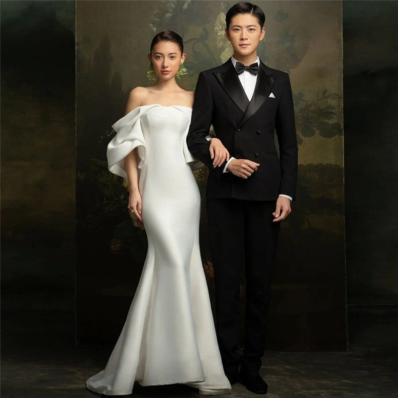 2022年新款影楼拍照主题服装油画风白色鱼尾礼服旅拍情侣写真婚纱