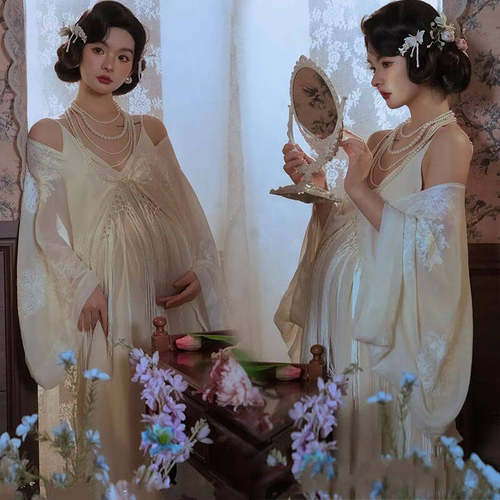新中式白色纱裙影楼摄影服高级感
