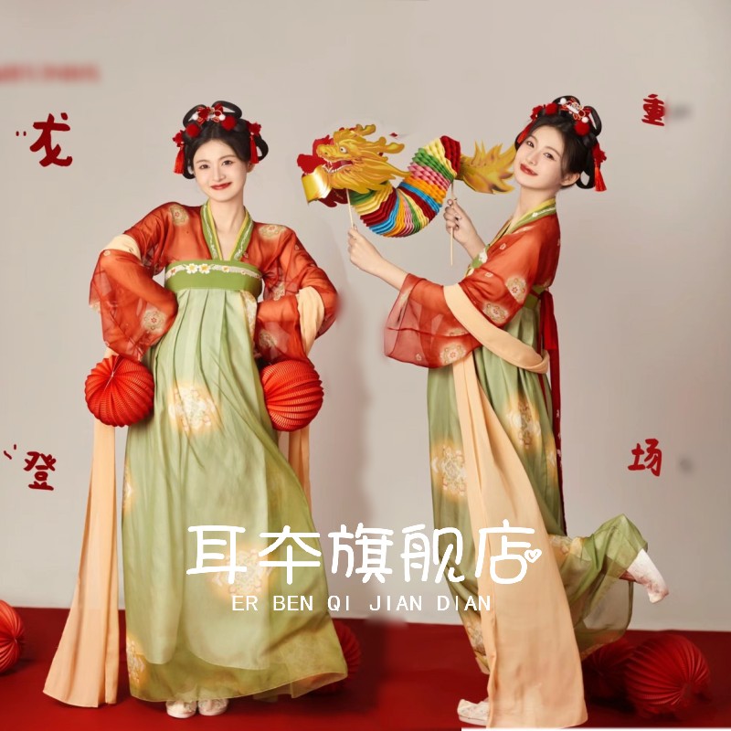 龙年主题孕妇拍照服装古风
