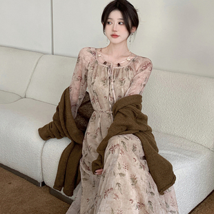 新中式国风松弛感碎花长袖连衣裙气质清冷设计感温柔风长裙6643