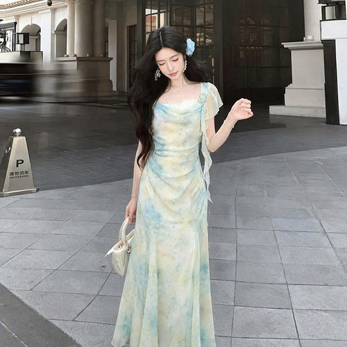 有里布2026夏季度假风油画晕染蕾丝荡领垂感飘带鱼尾连衣裙D9824