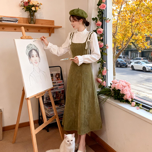 连衣裙女装 2026秋冬新款 毛呢修身 复古长袖 绿色裙子D4027 百搭法式