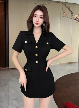 有里布法式设计感单排扣西装领短袖连衣裙夏季新款小黑裙D1693B