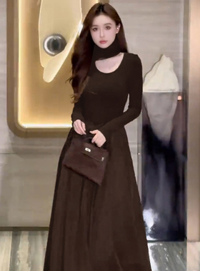 有里布气质长袖轻奢显瘦长裙2026春季新款轻奢设计师连衣裙D0185