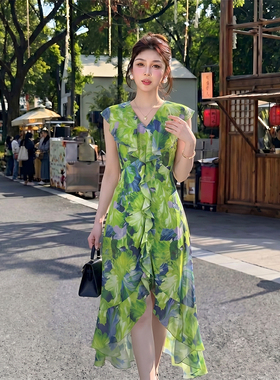 有里布2026夏季新款女潮流气质修身显瘦百搭中长款连衣裙 D7514
