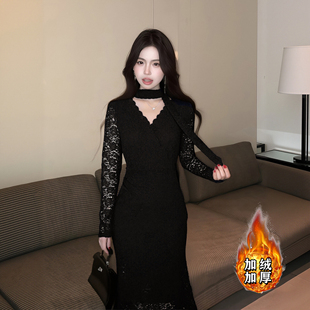 加绒加厚蕾丝镂空V领连衣裙2025秋冬新款 裙子DM0222A 显瘦修身