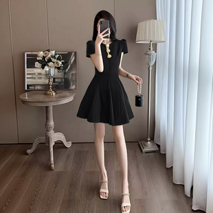 连衣裙夏小众设计短裙子D1939A 高级感泡泡袖 2025年新款 黑色法式