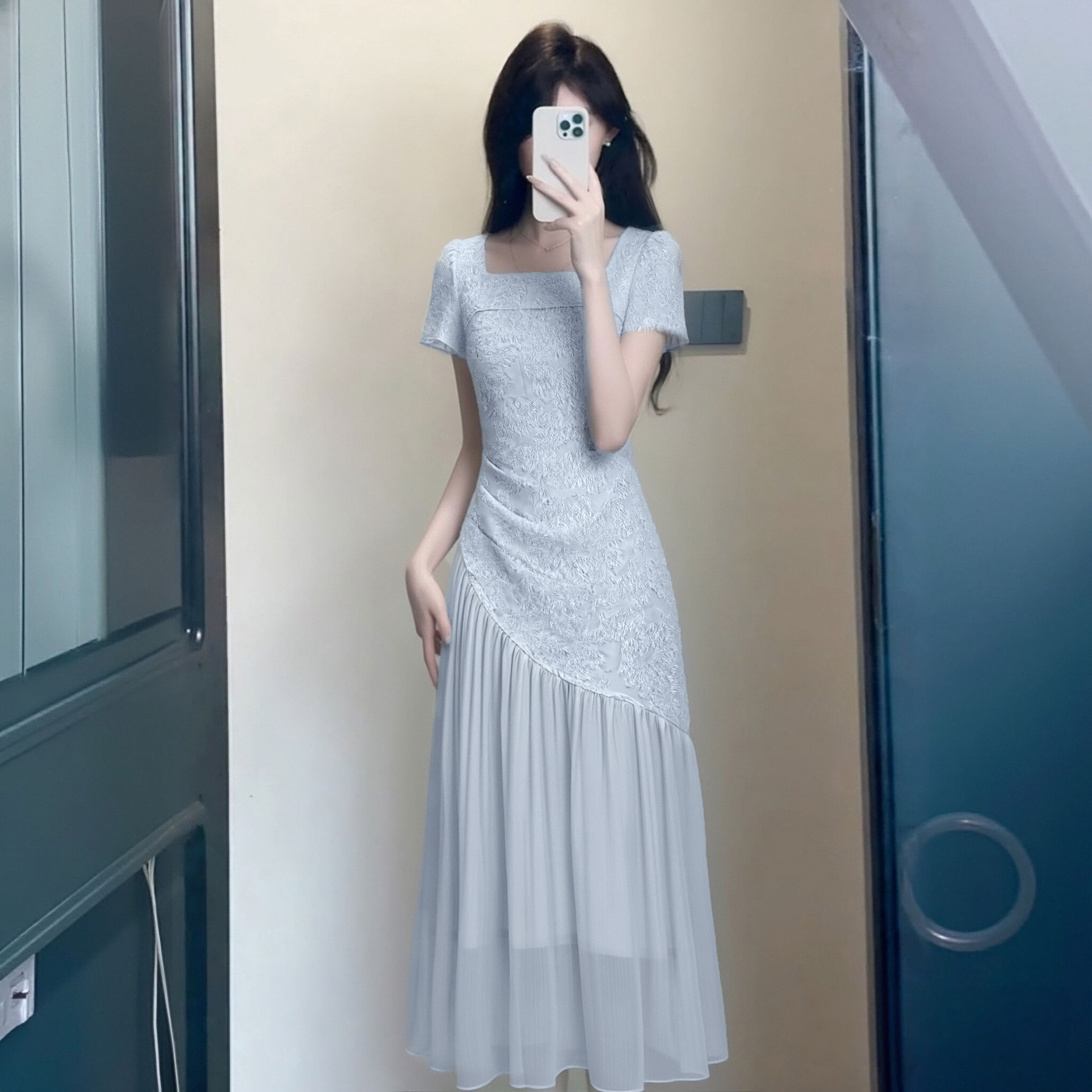 有里布2026夏季新款女新中式国风复古旗袍裙雏菊掐腰连衣裙D4851