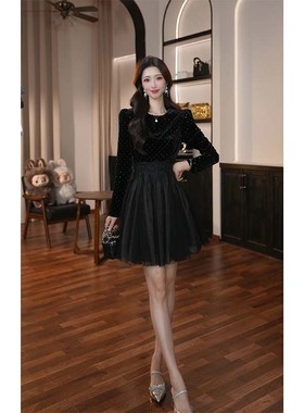 【有里布】新款春秋显瘦圆领黑色优雅生日高贵连衣裙D4136