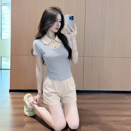 两件套2026夏季新款女学院风娃娃领假两件短袖t恤+短裤套装D5082