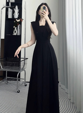 2025初夏新款赫本风气质感穿搭高级感收腰显瘦无袖连体裤女D1704