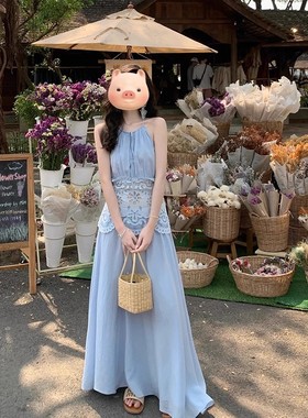 蓝色蕾丝挂脖吊带连衣裙女夏波西米亚云南旅游海边度假沙滩长裙子