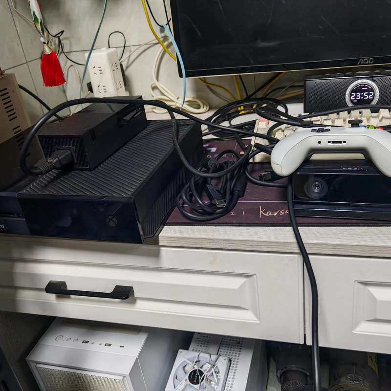 议价XBOX ONE 1540其它元器件