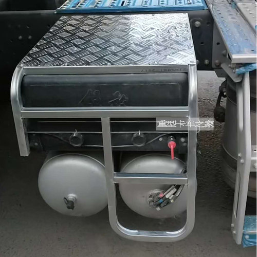 解放j6p电瓶护罩防盗网铁架子