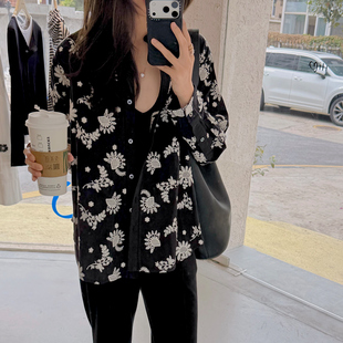 《endless》百搭款休闲风植物花卉图案刺绣拼织带宽松衬衫长袖女