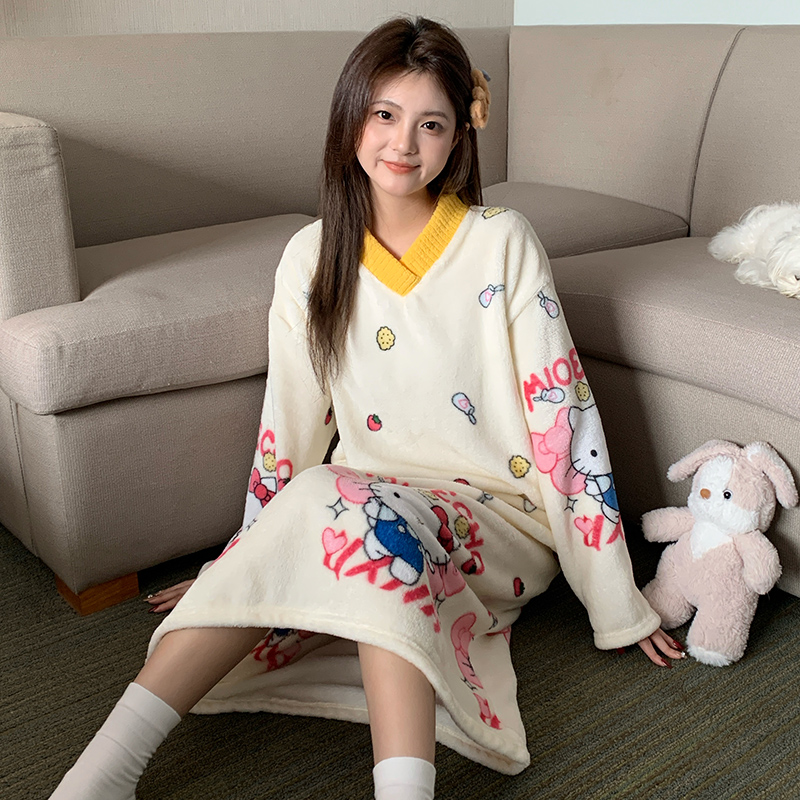 加厚保暖加肥大码珊瑚绒睡裙