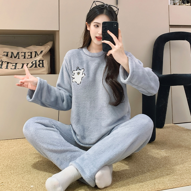 珊瑚绒睡衣女冬季新款卡通套装