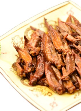 下酒菜油卤鸡尖三圣宫