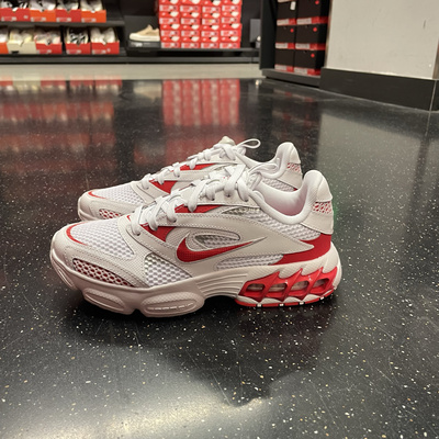 耐克女子AIR ZOOM休闲运动老爹鞋CW3876-101