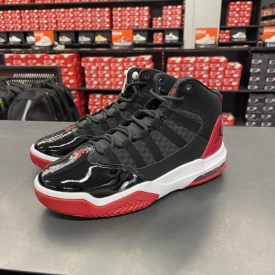 耐克青少年JordanMax Aura复古气垫篮球鞋AQ9214-006断码36.5/14