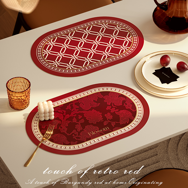 范居态度红色喜庆皮革餐垫防水防油防烫新年氛围感餐桌垫碗垫定制