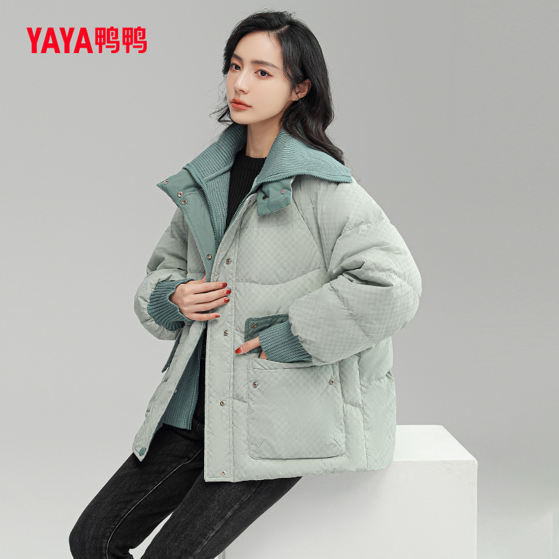 鸭鸭羽绒服女短款针织拼接小个子2025年冬季新款潮流百搭时尚外套