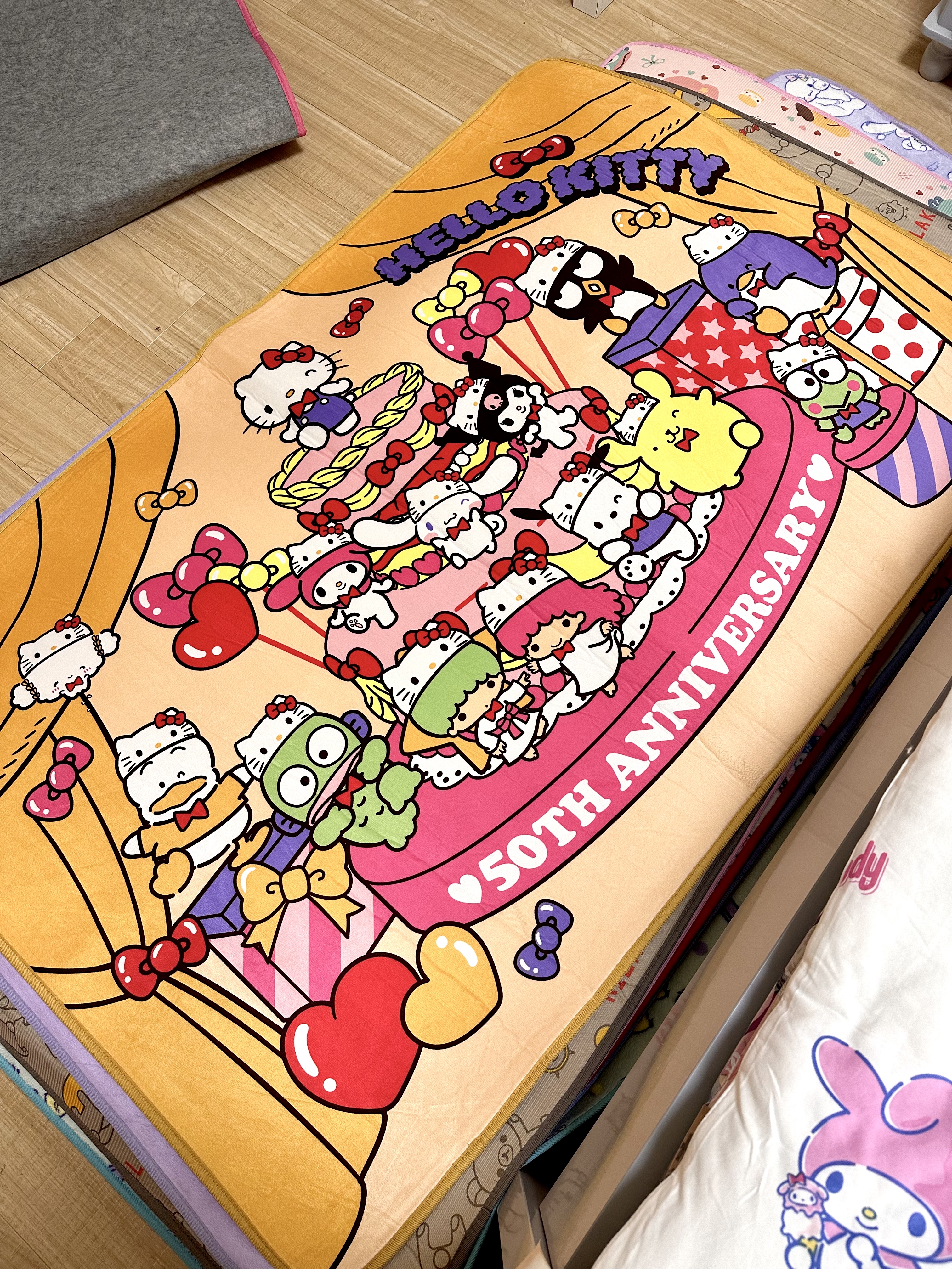 日单三丽鸥50周年80*160大地垫带标,居家布艺,入户地垫,淘宝优惠券,粉丝福利购,淘宝优惠卷