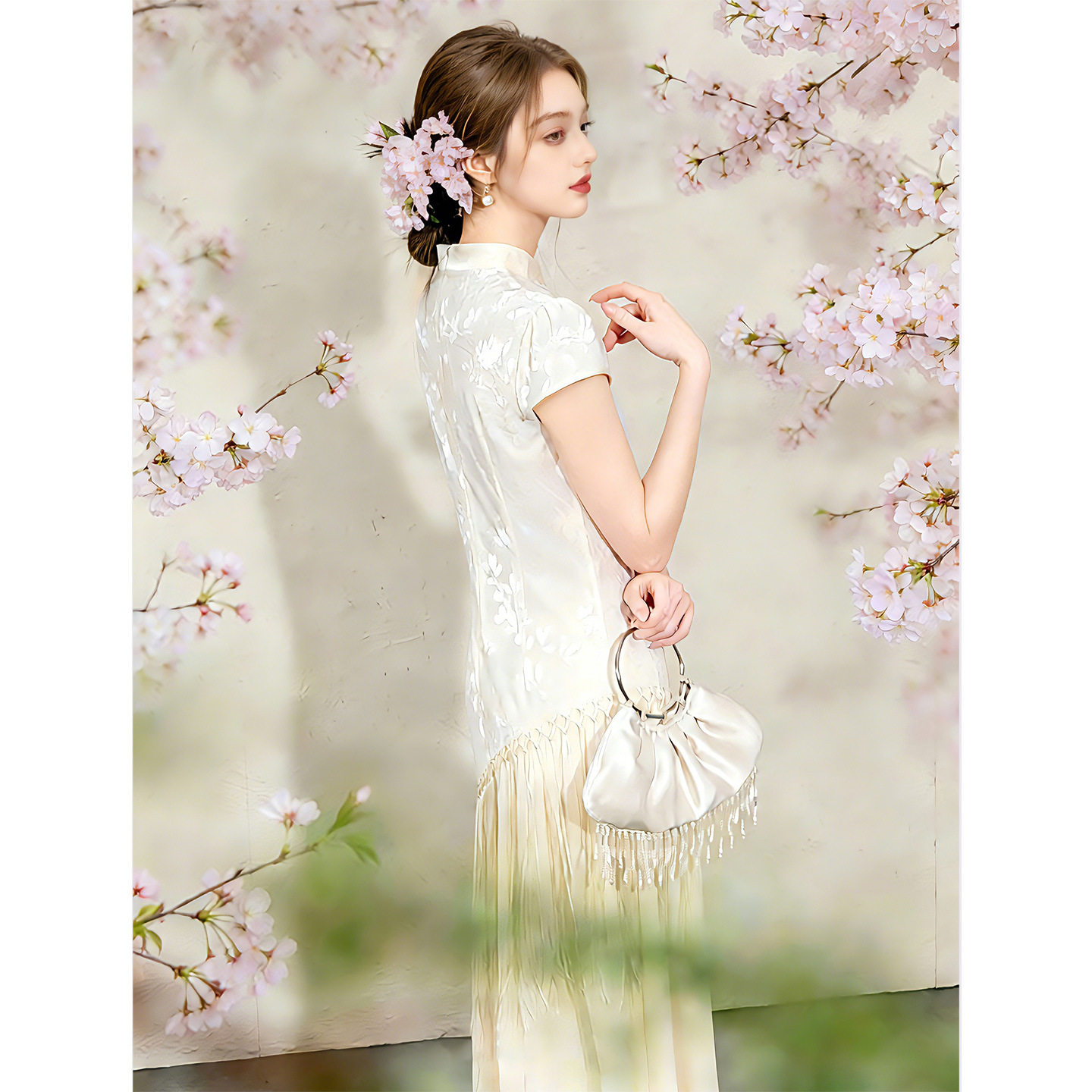 新中式国风真丝桑蚕丝提花改良旗袍女夏流苏设计感遮肉显瘦连衣裙