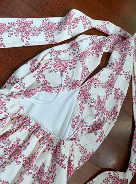 澳洲小众ETC新品绑带挂脖上衣显瘦时尚气质巨高级内搭外穿自留款