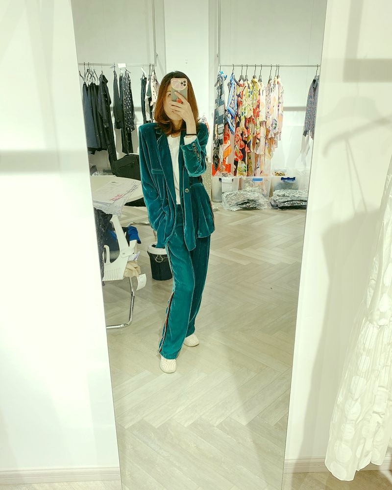 真丝天鹅绒西装通勤休闲上衣