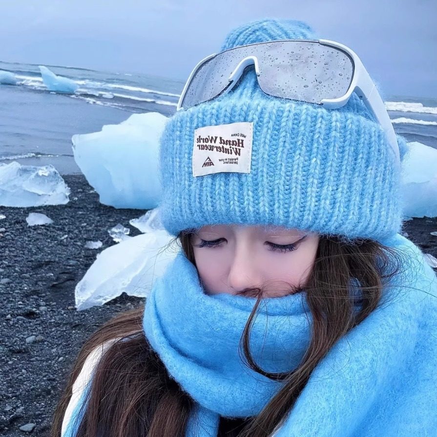 高品三件套针织帽围巾手套毛线帽