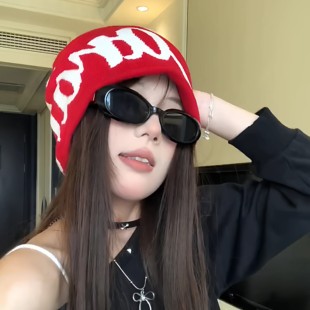 复古红冷帽个性冷酷氛围感毛线帽秋冬辣妹搭配针织帽百搭保暖帽子