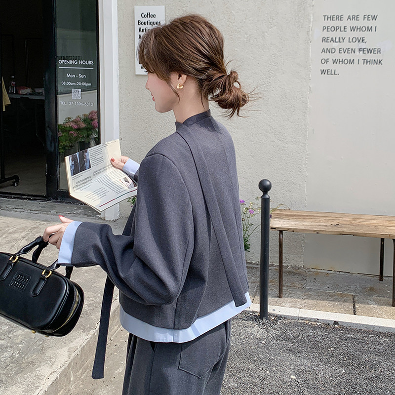 灰色假两件设计感西装女2025春新款西服阔腿裤ootd穿搭,女装短外套,浙宝185