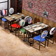 Bàn ghế gỗ Mỹ rắn bàn ăn retro rèn sắt thanh bàn cafe dinette bàn cà phê nhỏ bàn tròn nhỏ nướng cá bàn - FnB Furniture