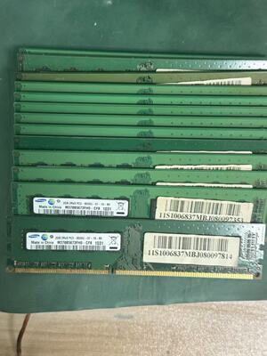 三星2G 2RX8 PC3-8500U DDR3 8500MHz 1066