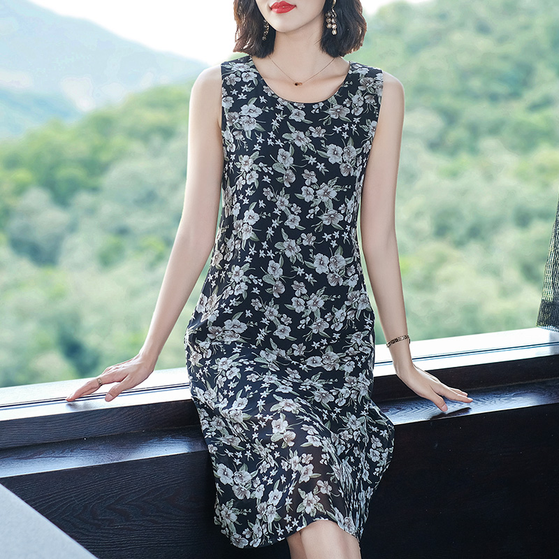 雪纺背心裙女夏宽松外穿打底裙2025新款碎花吊带裙无袖裙子连衣裙