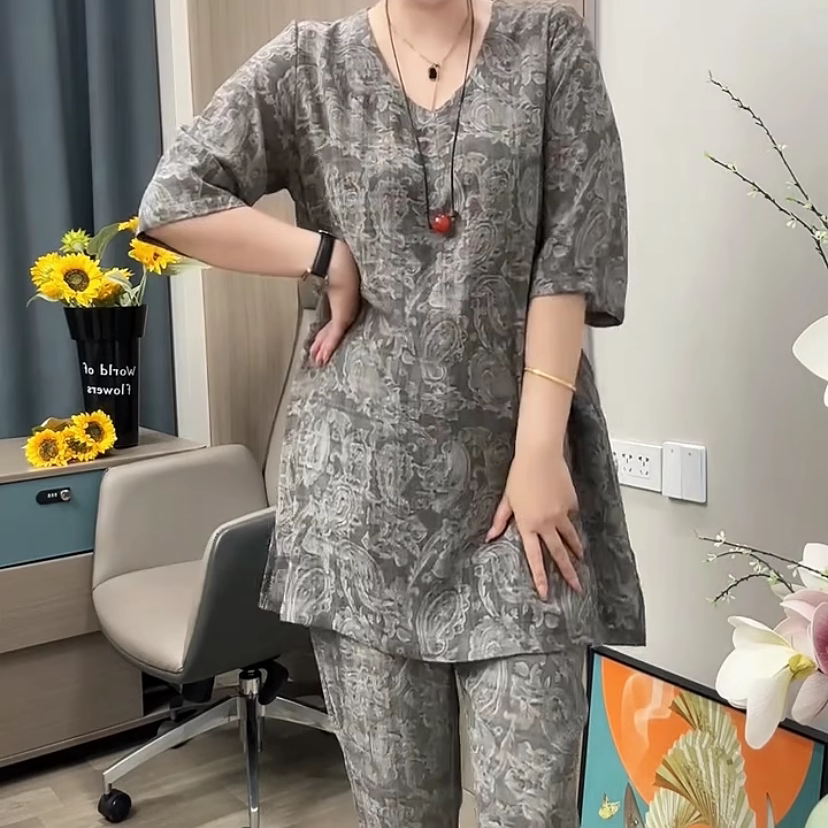 夏季爆款净版提花V领大版衫两件套宽松遮肉时尚简约妈妈装夏套装