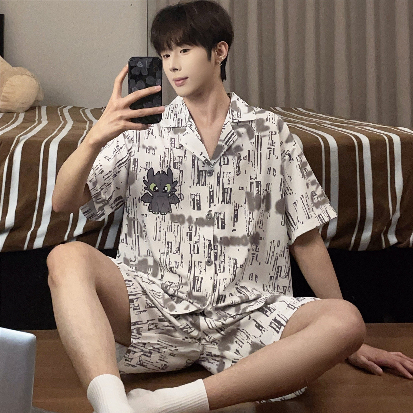 男士睡衣夏季薄款短袖冰丝男款青少年学生宽松休闲简约家居服套装