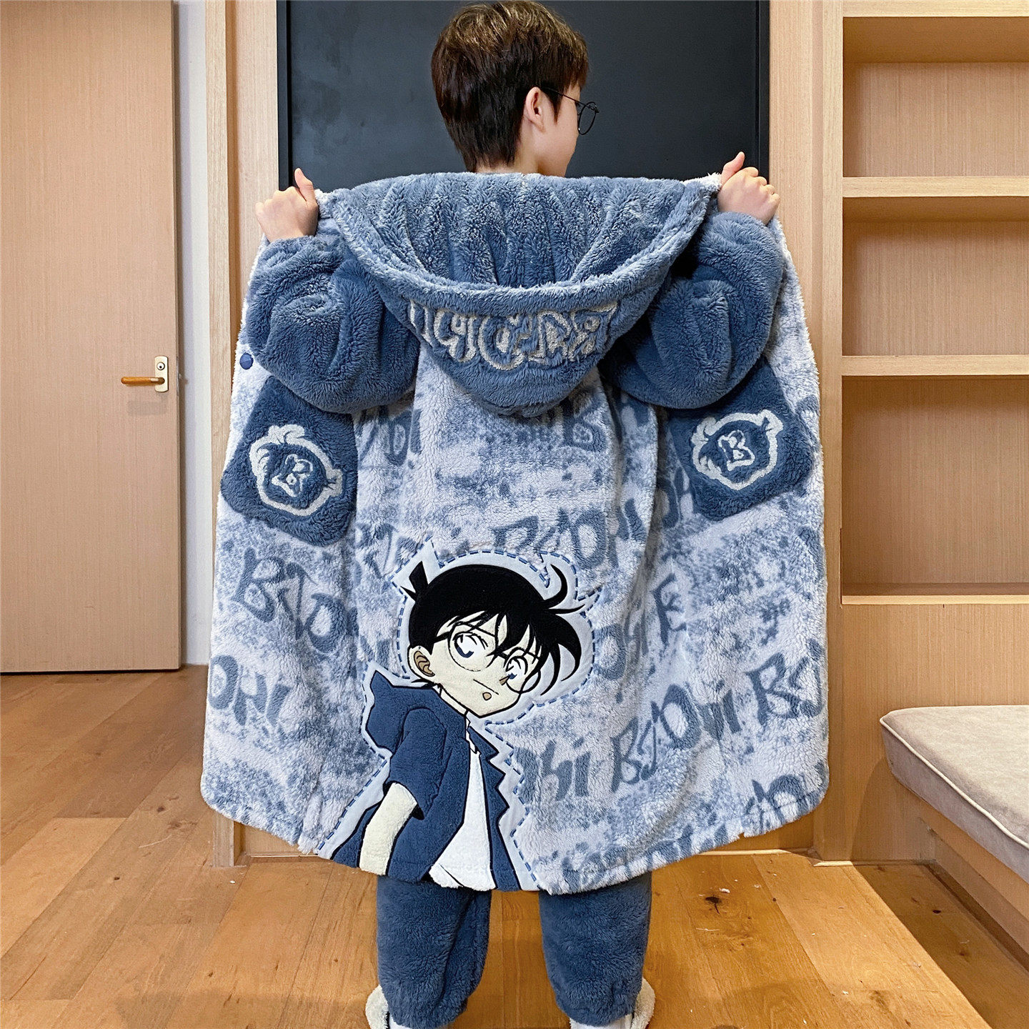 儿童法兰绒睡衣男童冬季加厚加绒男孩中大童青少年珊瑚绒睡袍套装