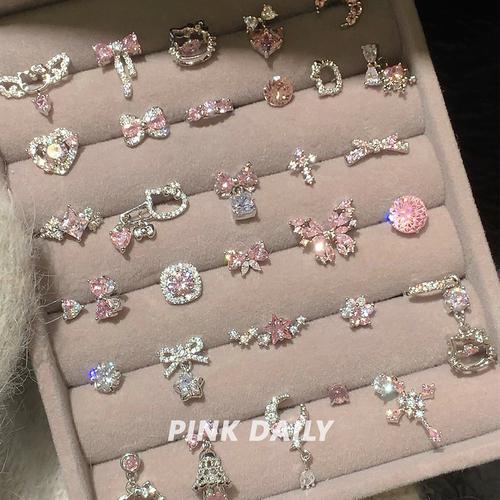Pink Daily爆闪粉色锆石蝴蝶结爱心钛钢耳钉独特耳骨钉耳蜗钉耳饰