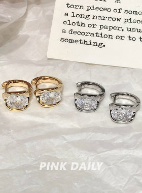 Pink Daily时尚金色爆闪锆石直针钛钢耳环圈圈高级感耳圈耳扣耳饰