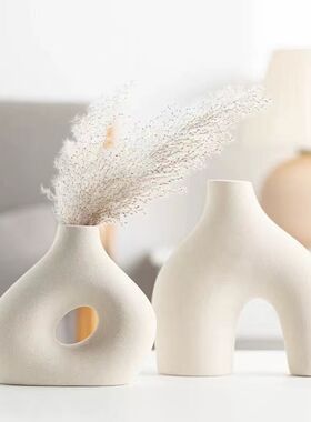 北欧风陶瓷花瓶插花摆件高级感小众客厅玄关家居装饰花瓶陶瓷花器