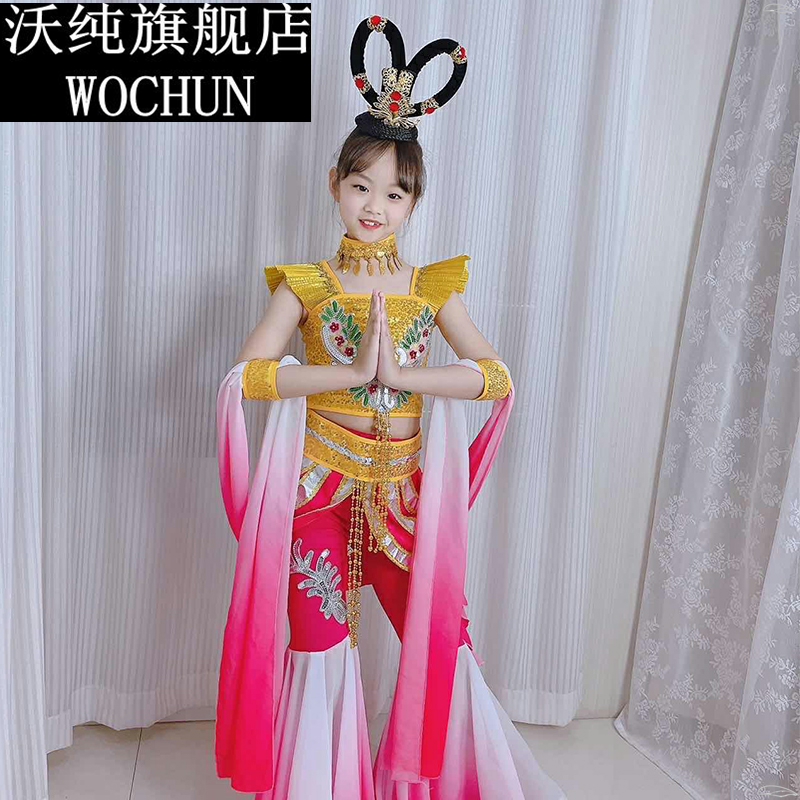 女民族风民族儿童演出服