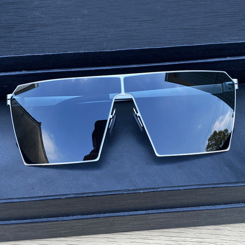 马登新款无螺丝太阳镜超轻方形墨镜男开车驾驶镜高清尼龙偏光眼镜